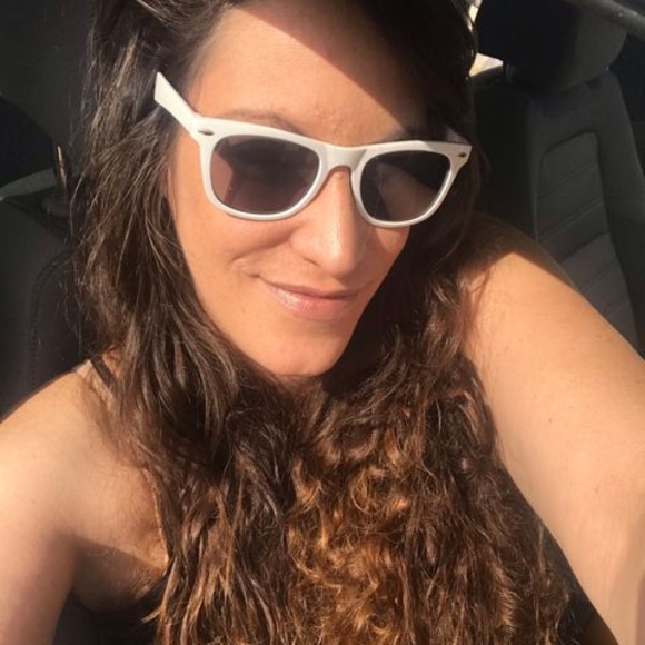 Meet your Posher, Jennifer - Picture 1 of 1